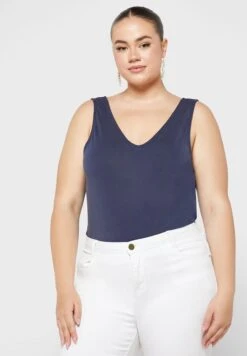 Vero Moda Curve V-Neck Knitted Tank Top