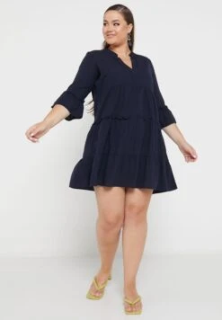 Vero Moda Curve Tiered V-Neck Dress