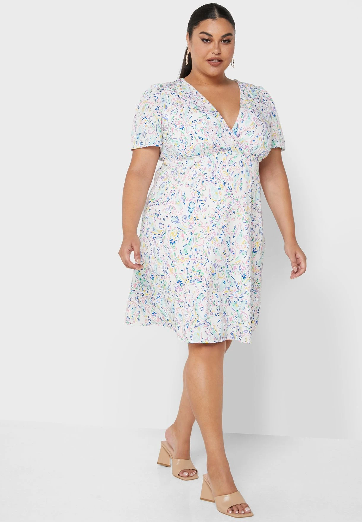 Vero Moda Curve Short Sleeve Dress 3 Vero Moda Curve Short Sleeve Dress