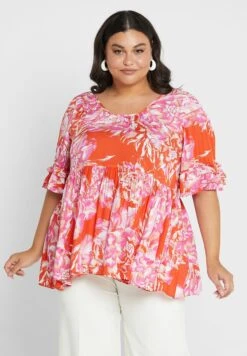 Avenue Floral Printed Tiered Tunic
