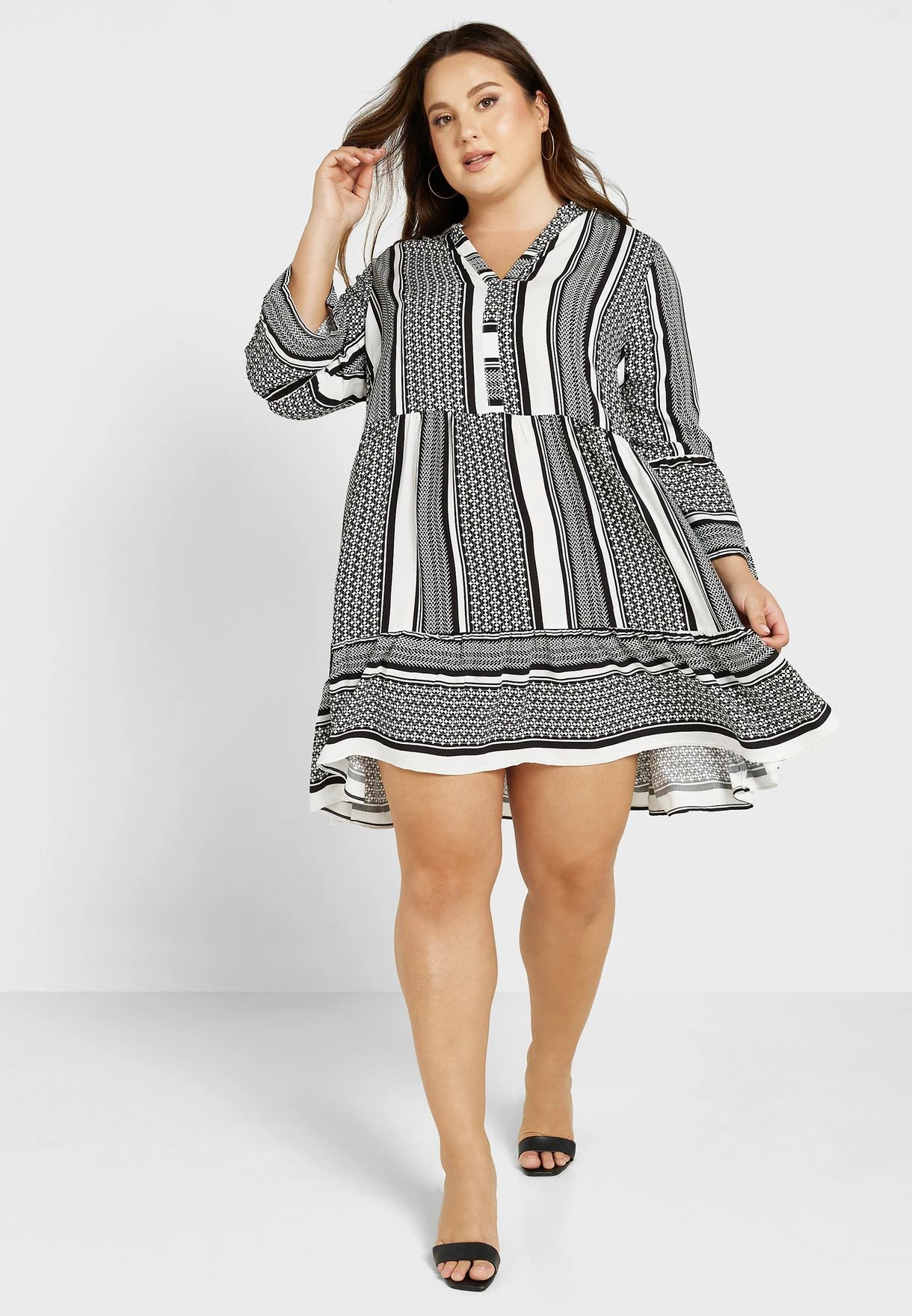 ONLY CARMAKOMA Ruffle Detail Printed Tunic 3 ONLY CARMAKOMA Ruffle Detail Printed Tunic