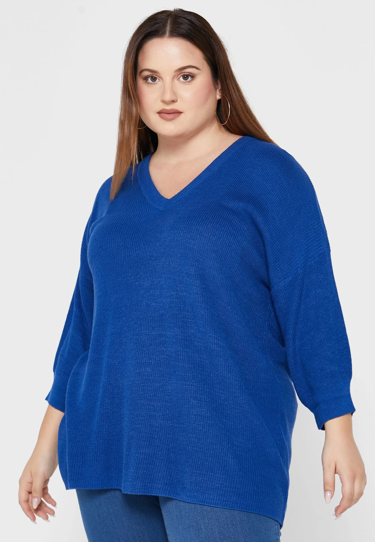 Vero Moda Curve V-Neck Cuffed Sleeve Top 3 Vero Moda Curve V-Neck Cuffed Sleeve Top