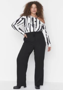Elastic Waist Detailed Wide Leg Trousers
