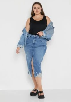 ONLY CARMAKOMA Front Split Distressed Hem Skirt