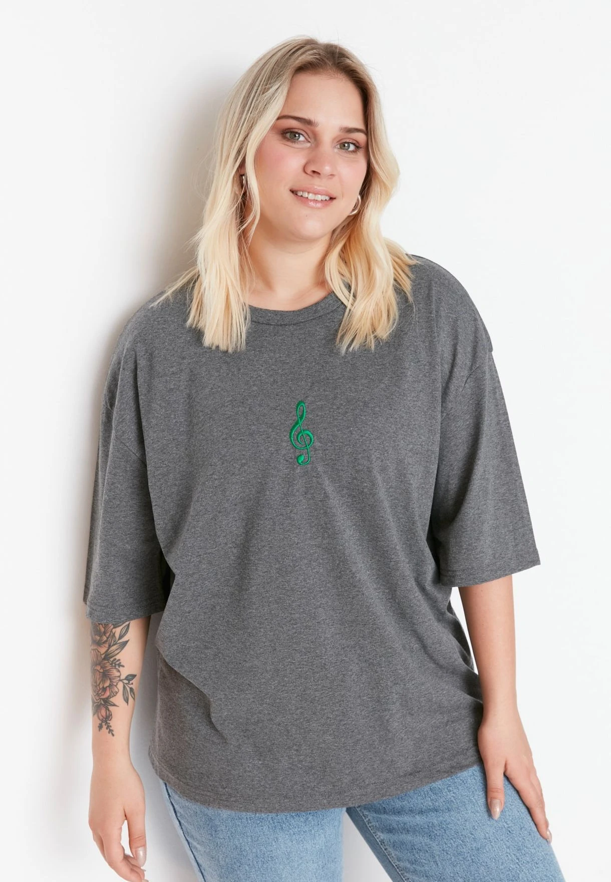 Crew Neck Oversized T-Shirt 3 Crew Neck Oversized T-Shirt