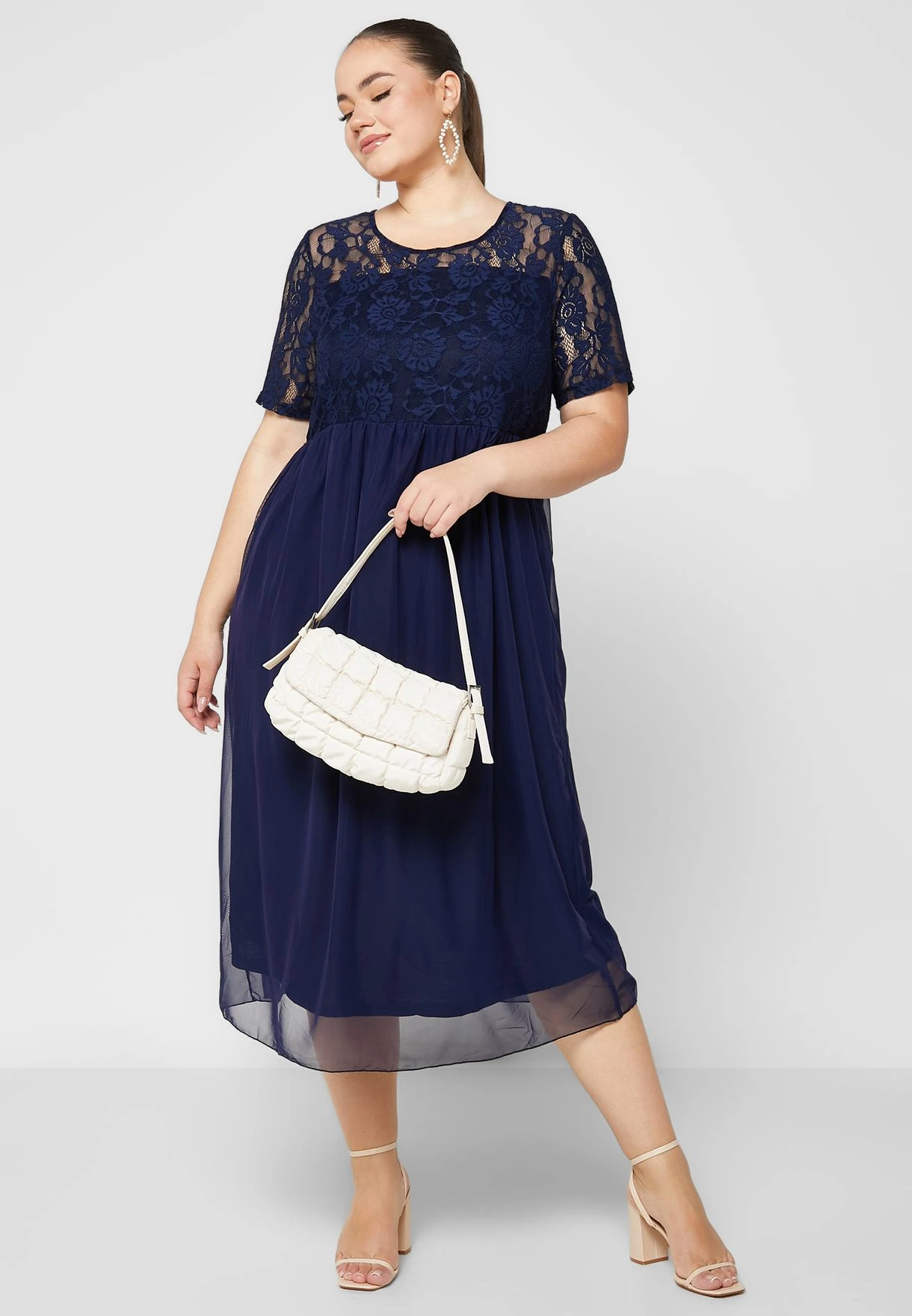 ONLY CARMAKOMA Mesh Detail Tiered Dress 3 ONLY CARMAKOMA Mesh Detail Tiered Dress