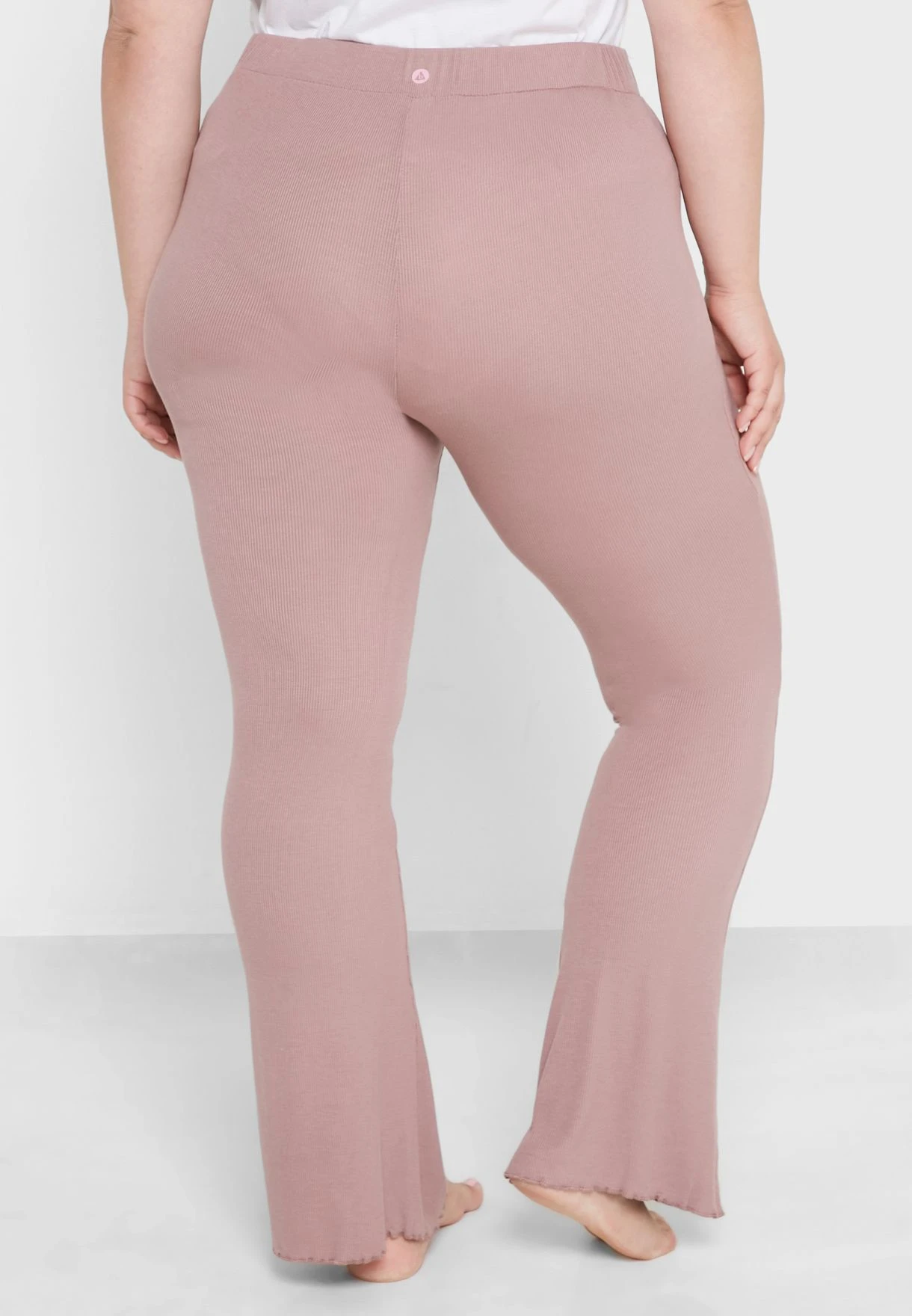 High Waist Flared Leggings 4 High Waist Flared Leggings - Image 2