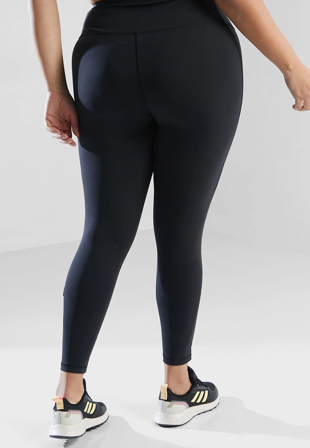 ADIDAS Active Leggings 4 ADIDAS Active Leggings - Image 2