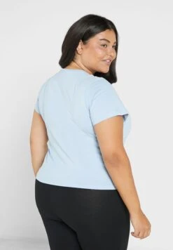 Knitted Crew Neck T-shirt -CARMAKOMA Clothing Sales 2 zoom desktop 327