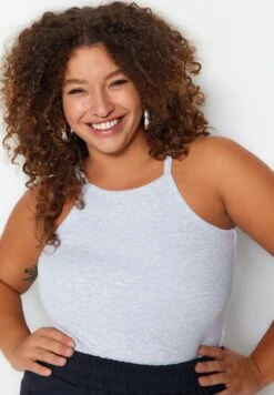 Front Page 24 Front Page -CARMAKOMA Clothing Sales 2 zoom desktop 33