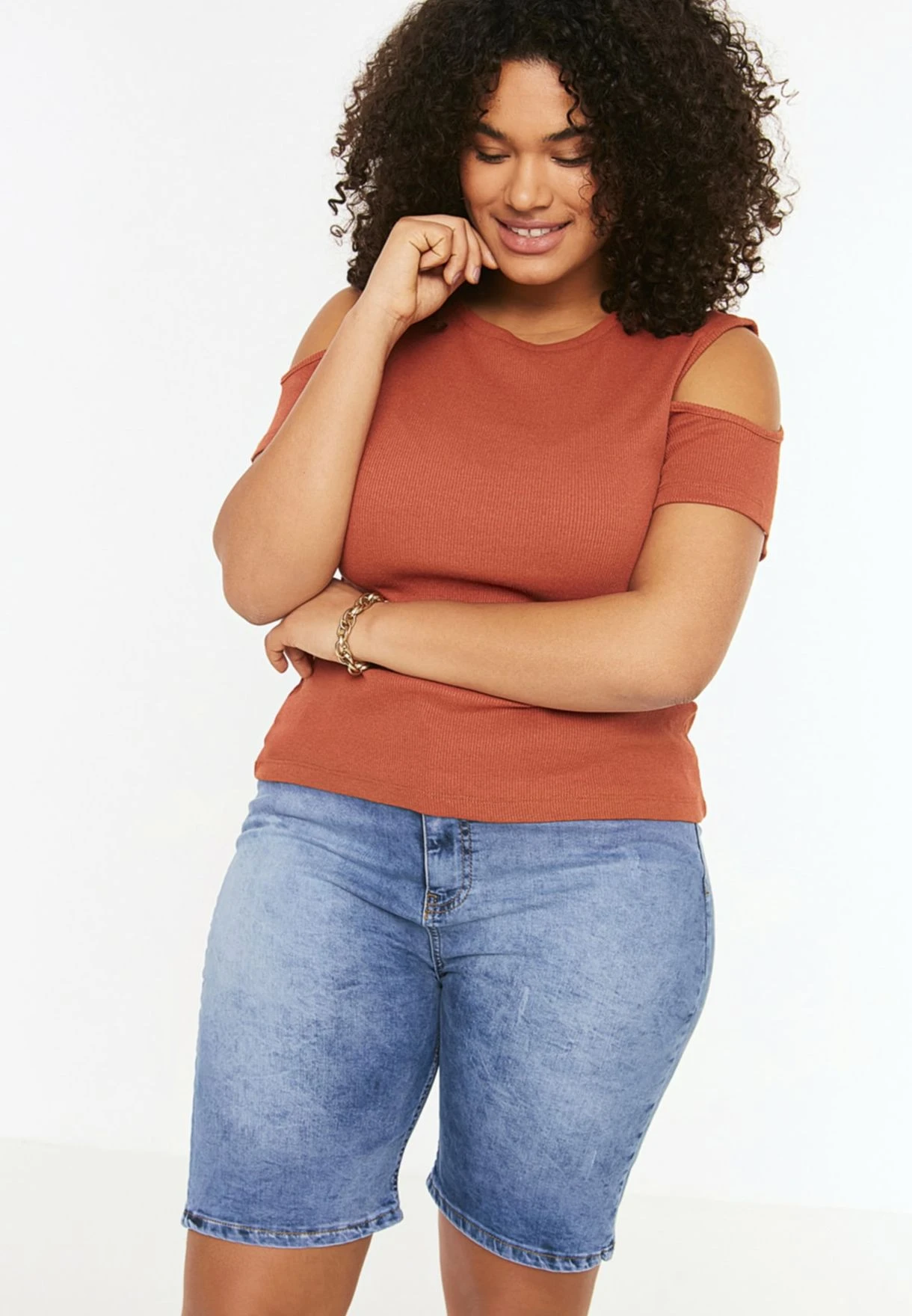 Crew Neck Cold Shoulder Top 4 Crew Neck Cold Shoulder Top - Image 2