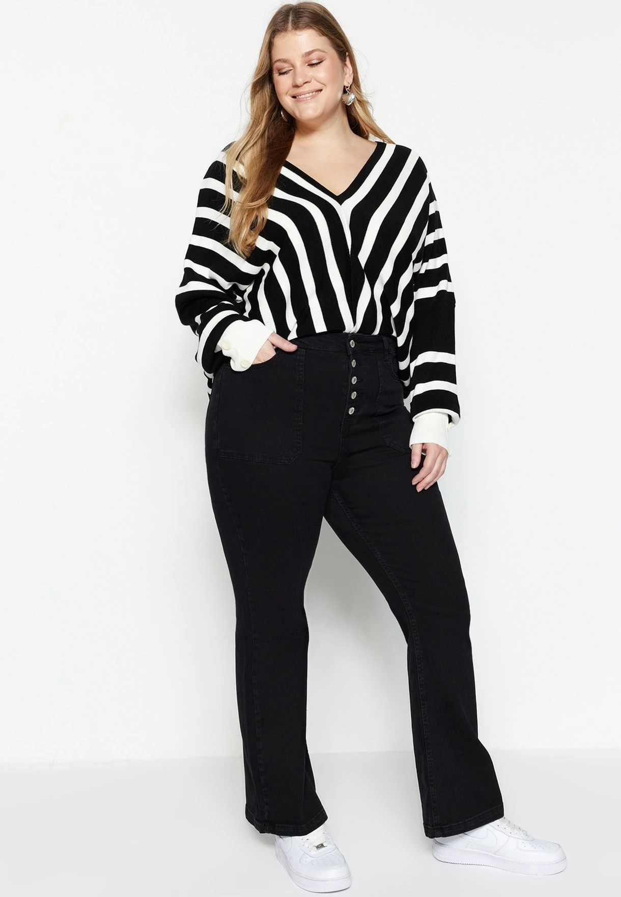 Button Flared Jeans 4 Button Flared Jeans - Image 2