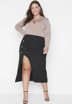 Side Split Midi Skirt 11 Side Split Midi Skirt -CARMAKOMA Clothing Sales 2 zoom desktop 428
