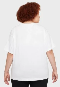 Front Page 30 Front Page -CARMAKOMA Clothing Sales 2 zoom desktop 44