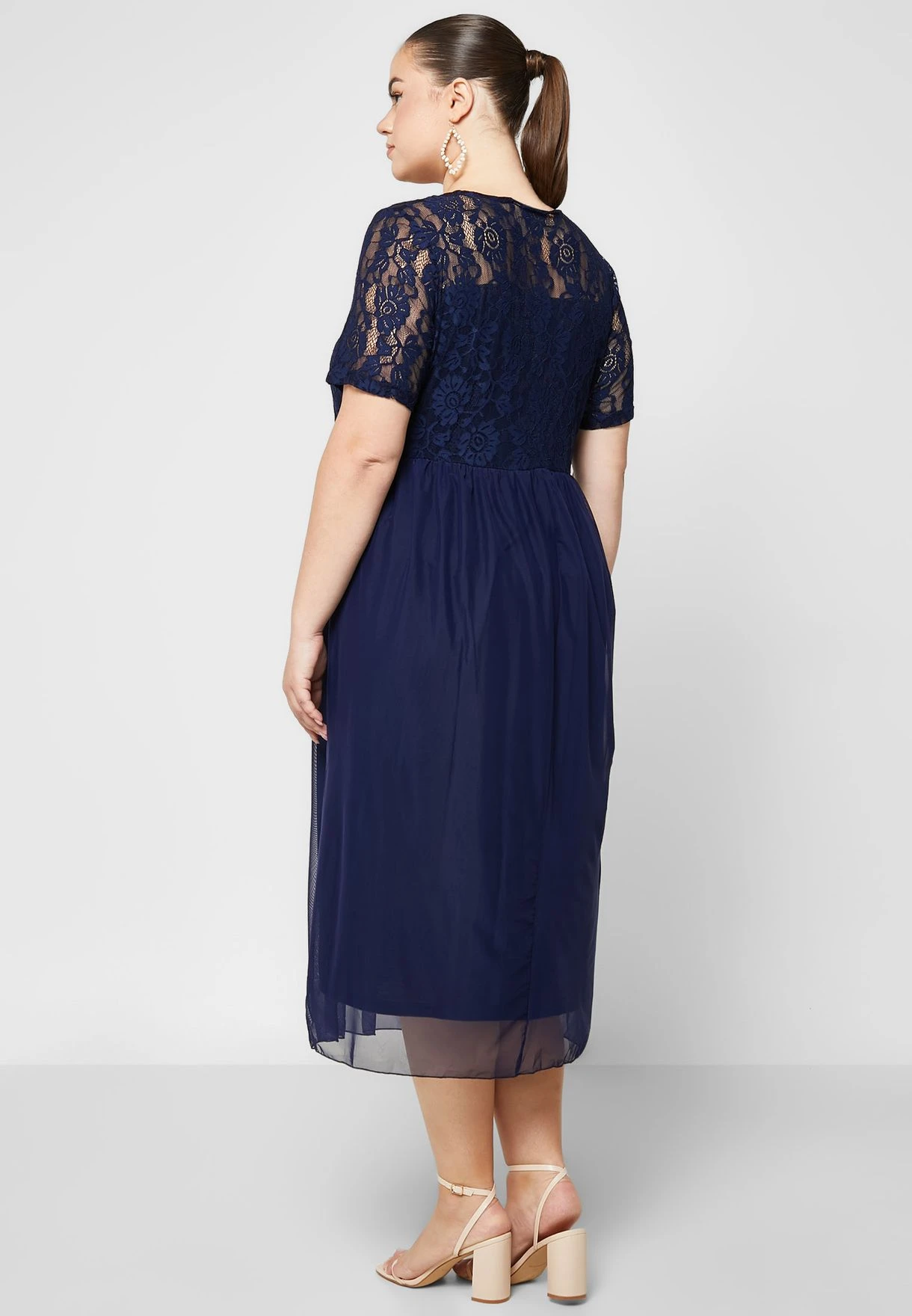 ONLY CARMAKOMA Mesh Detail Tiered Dress 4 ONLY CARMAKOMA Mesh Detail Tiered Dress - Image 2