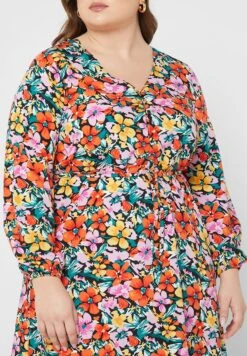 ONLY CARMAKOMA Floral Print V-Neck Dress -CARMAKOMA Clothing Sales 3 zoom desktop 102