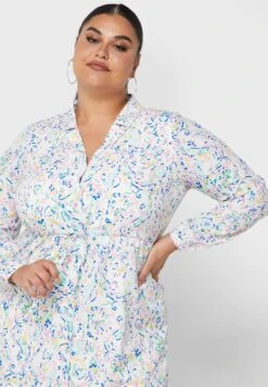 Vero Moda Curve Long Sleeves Dress 8 Vero Moda Curve Long Sleeves Dress -CARMAKOMA Clothing Sales 3 zoom desktop 143