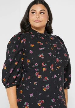 Vero Moda Curve Floral Printed Belted Dress -CARMAKOMA Clothing Sales 3 zoom desktop 151