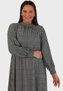 Checked Puff Sleeve Dress 8 Checked Puff Sleeve Dress -CARMAKOMA Clothing Sales 3 zoom desktop 217