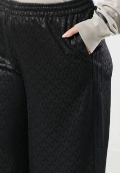 Adidas Originals Sst Sweatpants 8 Adidas Originals Sst Sweatpants -CARMAKOMA Clothing Sales 3 zoom desktop 222