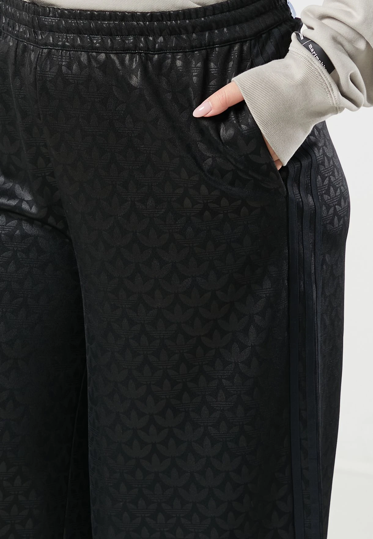 Adidas Originals Sst Sweatpants 5 Adidas Originals Sst Sweatpants - Image 3