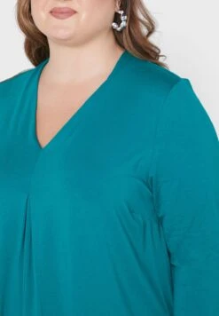 Avenue Longline V-Neck Top -CARMAKOMA Clothing Sales 3 zoom desktop 293