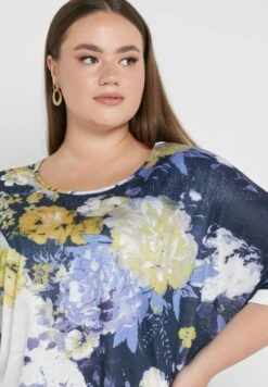 City Chic Crew Neck Printed Top -CARMAKOMA Clothing Sales 3 zoom desktop 317