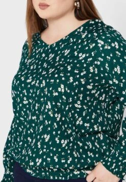 ONLY CARMAKOMA Floral Print V-Neck Top 8 ONLY CARMAKOMA Floral Print V-Neck Top -CARMAKOMA Clothing Sales 3 zoom desktop 349