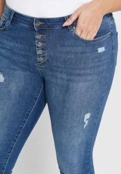 ONLY CARMAKOMA High Waist Distressed Jeans 9 ONLY CARMAKOMA High Waist Distressed Jeans -CARMAKOMA Clothing Sales 3 zoom desktop 373