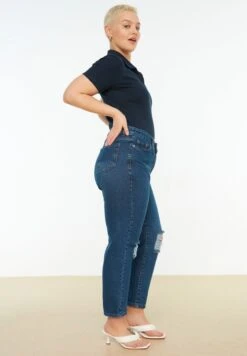 Distressed High Waist Jeans -CARMAKOMA Clothing Sales 3 zoom desktop 374