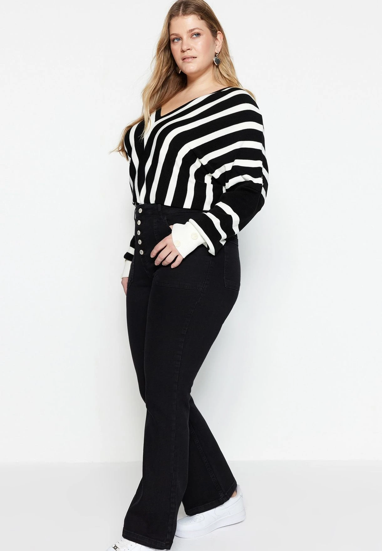 Button Flared Jeans 5 Button Flared Jeans - Image 3