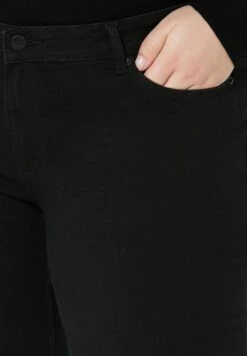 Vero Moda Curve High Waist Flared Jeans 9 Vero Moda Curve High Waist Flared Jeans -CARMAKOMA Clothing Sales 3 zoom desktop 384