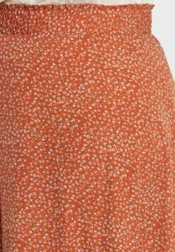 Ditsy Print Skirt -CARMAKOMA Clothing Sales 3 zoom desktop 405