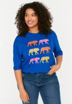 Oversized Printed T-Shirt -CARMAKOMA Clothing Sales 3 zoom desktop 65