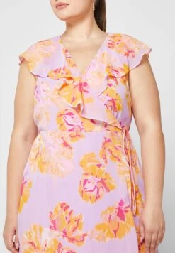 Vero Moda Curve Floral Print Tie Detail Dress -CARMAKOMA Clothing Sales 3 zoom desktop 98