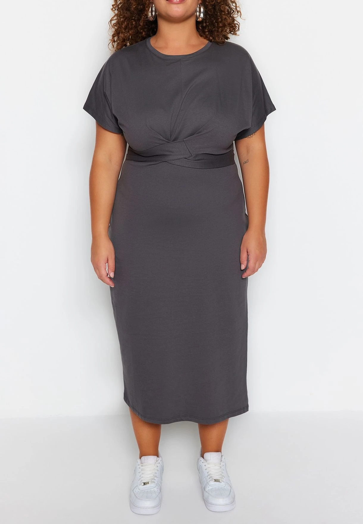 Tie And Slit Detail Dress 6 Tie And Slit Detail Dress - Image 4