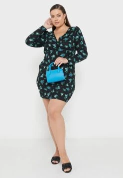 Vero Moda Curve Floral Printed Dress -CARMAKOMA Clothing Sales 4 zoom desktop 109