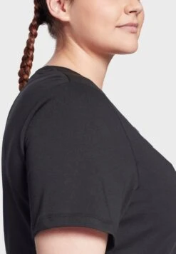 Reebok Bl T-Shirt 10 Reebok Bl T-Shirt -CARMAKOMA Clothing Sales 4 zoom desktop 20