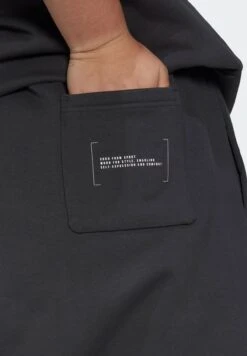 ADIDAS New Logo Sweatpants -CARMAKOMA Clothing Sales 4 zoom desktop 223