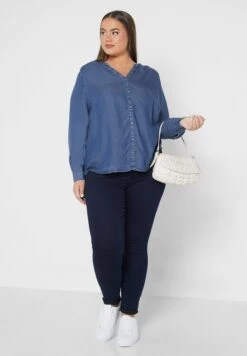 ONLY CARMAKOMA Button Detail Shirt 9 ONLY CARMAKOMA Button Detail Shirt -CARMAKOMA Clothing Sales 4 zoom desktop 269