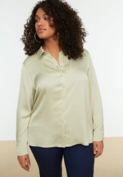 Button Down Shirt 12 Button Down Shirt -CARMAKOMA Clothing Sales 4 zoom desktop 285