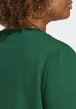 Adidas Originals Adicolor Classics Trefoil T-Shirt 10 Adidas Originals Adicolor Classics Trefoil T-Shirt -CARMAKOMA Clothing Sales 4 zoom desktop 3