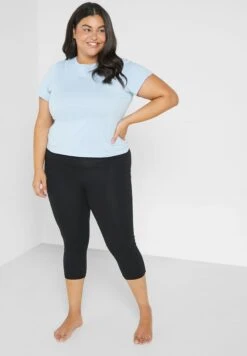 Knitted Crew Neck T-shirt -CARMAKOMA Clothing Sales 4 zoom desktop 314