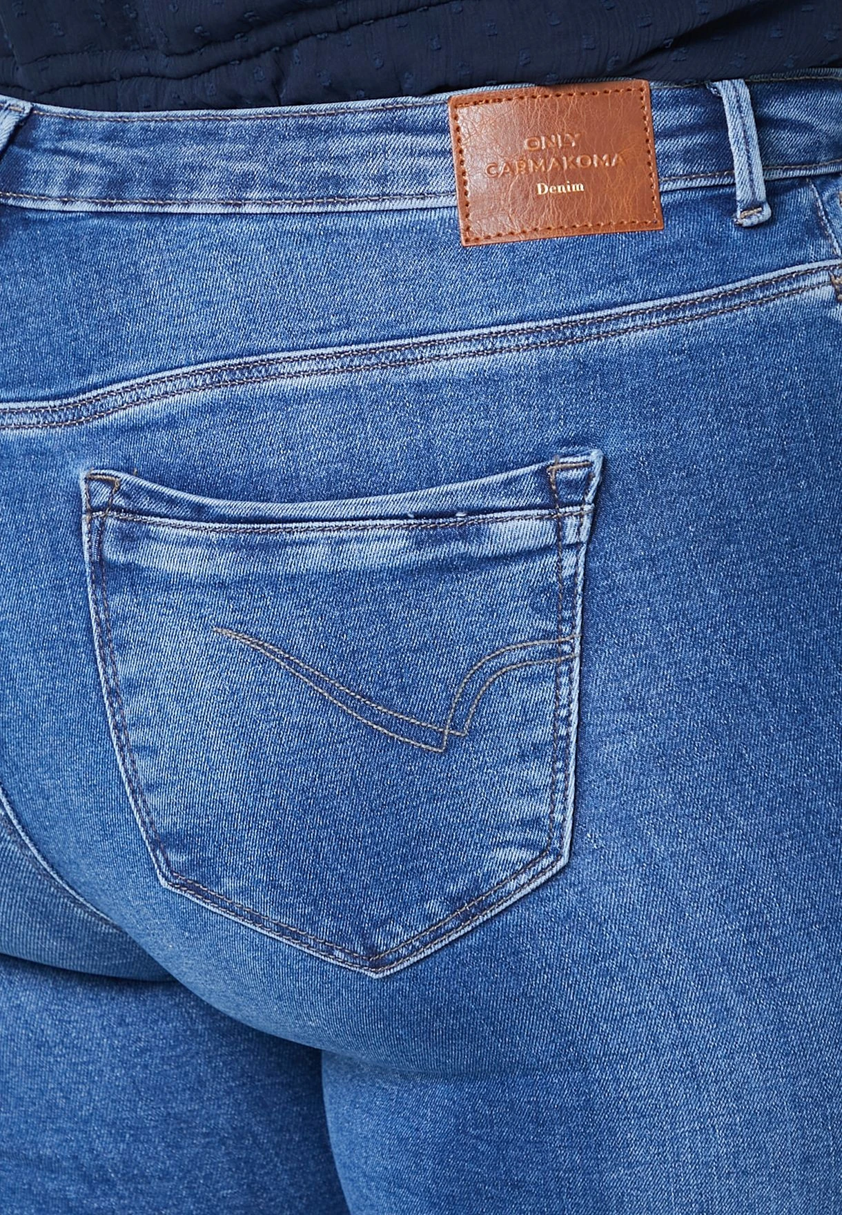 ONLY CARMAKOMA High Waist Flare Jeans 6 ONLY CARMAKOMA High Waist Flare Jeans - Image 4