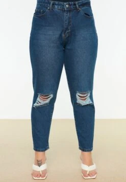 Distressed High Waist Jeans -CARMAKOMA Clothing Sales 4 zoom desktop 358