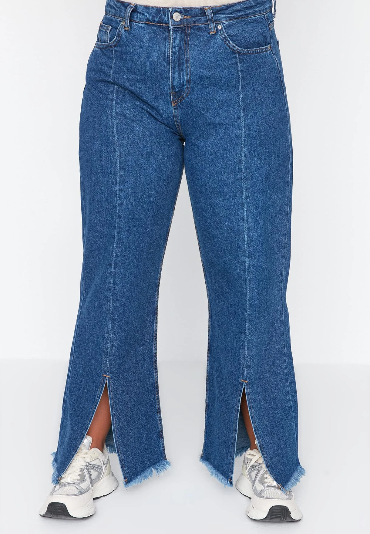 Wide Leg Slit Jeans 6 Wide Leg Slit Jeans - Image 4