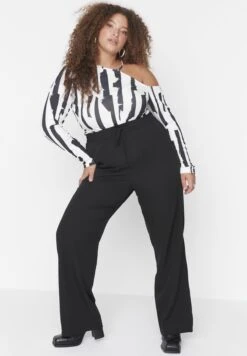 Elastic Waist Detailed Wide Leg Trousers -CARMAKOMA Clothing Sales 4 zoom desktop 370