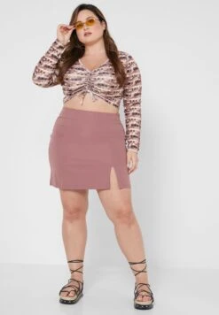 High Waist Split Hem Bodycon Skirt 9 High Waist Split Hem Bodycon Skirt -CARMAKOMA Clothing Sales 4 zoom desktop 378