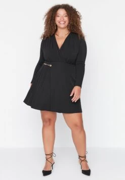 Chain Detailed Pleated Skirt -CARMAKOMA Clothing Sales 4 zoom desktop 379