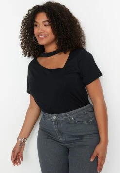 Cut Out Detail T-Shirt -CARMAKOMA Clothing Sales 4 zoom desktop 49